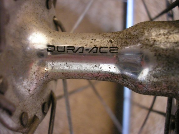 Rear hub: Dura-Ace